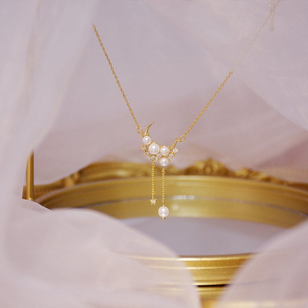 NEW 14K Gold Plated Diamond Pearl Moon Necklace - Picture 5 of 8